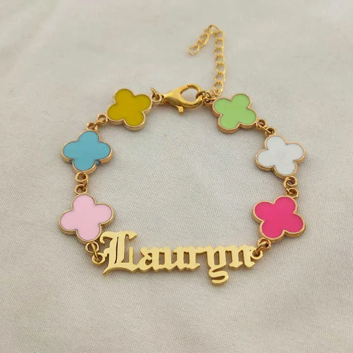 ون أربع أوراق البرسيم اسم سوار مخصص الاسم Color Four Leaf Clover Name Bracelet Custom Initial Name