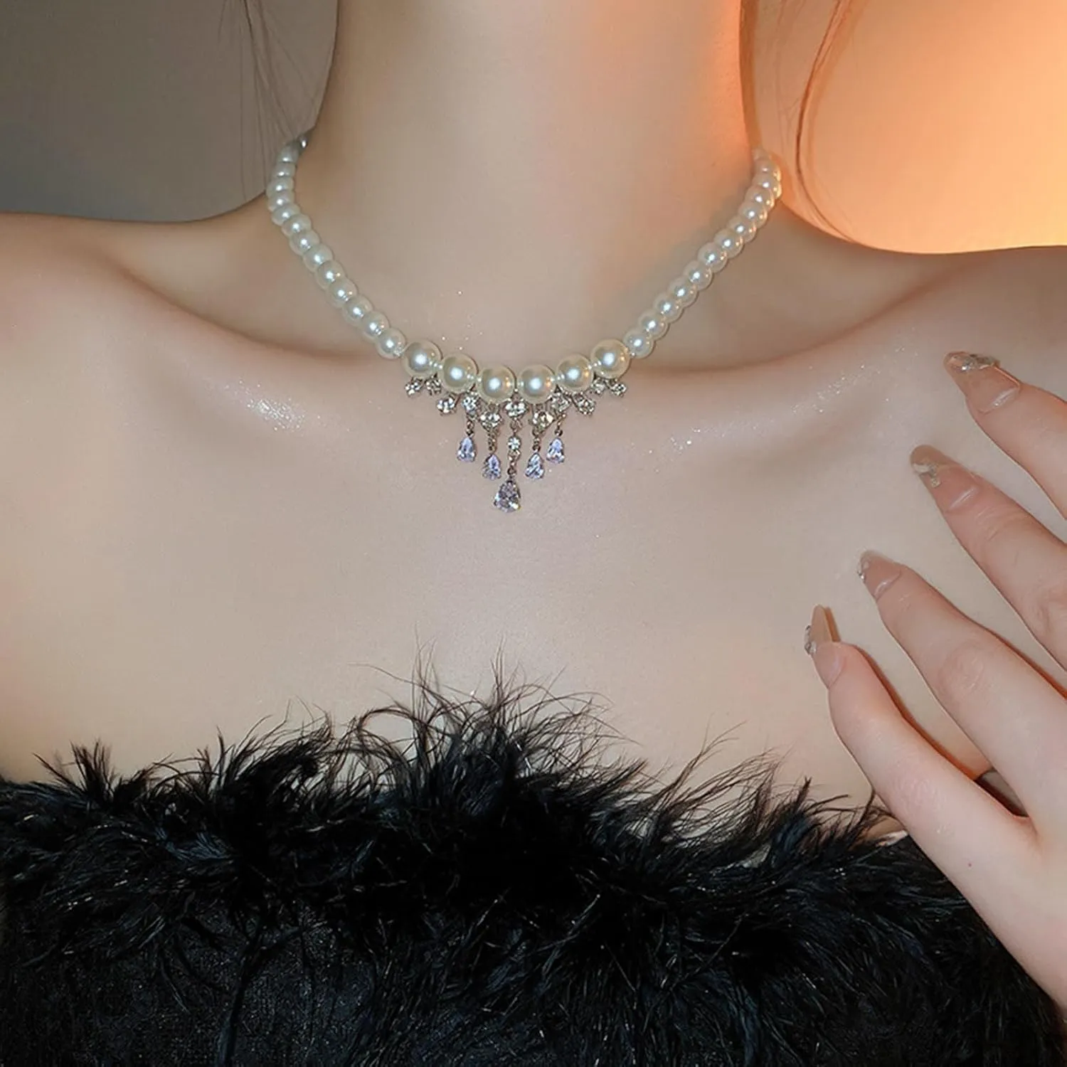 2Pcs Pearl Choker Necklace Rhinestone Necklace Pearl Flower Choker Necklace for Women Layered Sparkly Rhinestone Choker Necklace Prom Necklaces Gifts