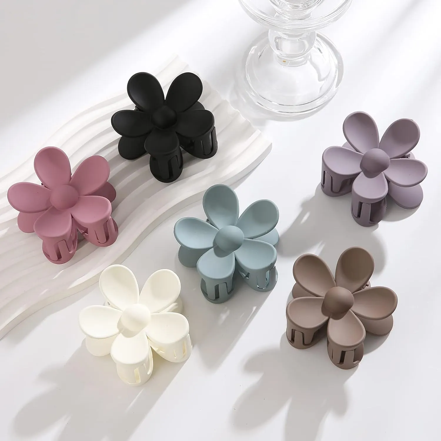 6PCS Hair Clips Set: Matte Large Claw Clips, Cute Daisy Hair Accessories, Non-Slip Strong Hold for Thick/Thin Hair, Christmas Gift for Girls, Oliver Green