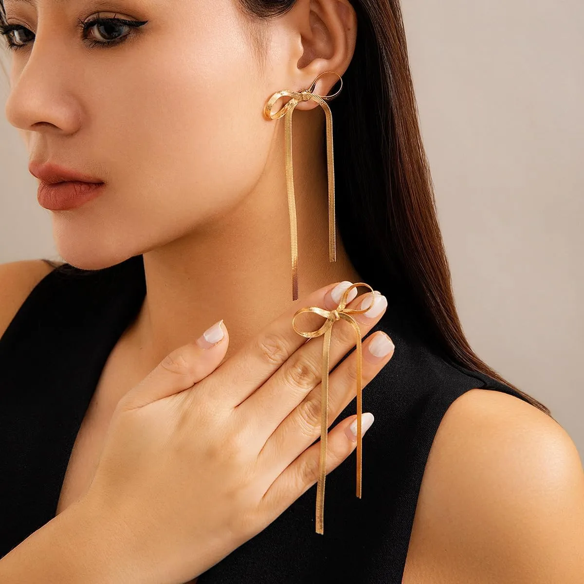 8YEARS Gold Heart Earrings for Women, 18K Gold Plated Chunky Heart Statement Dangle Drop Earrings, Gold Heart Stud Earrings Jewelry Gifts