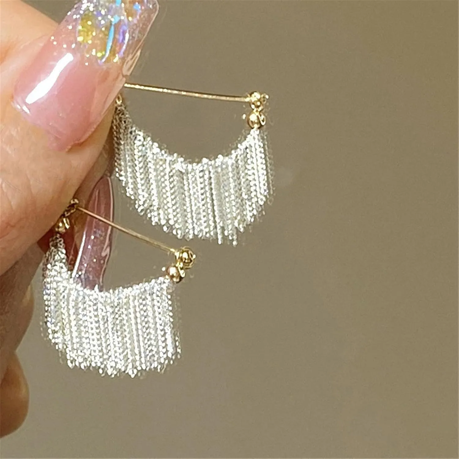 Aphro Fashion Scalloped Tassel Earrings, 18K Gold Plated Tassel Dangle Drop Earrings, Hoop Tassel Metal Earrings for Women, Gold Chain Waterfall Earrings, Gold Chandelier Earrings (#3)
