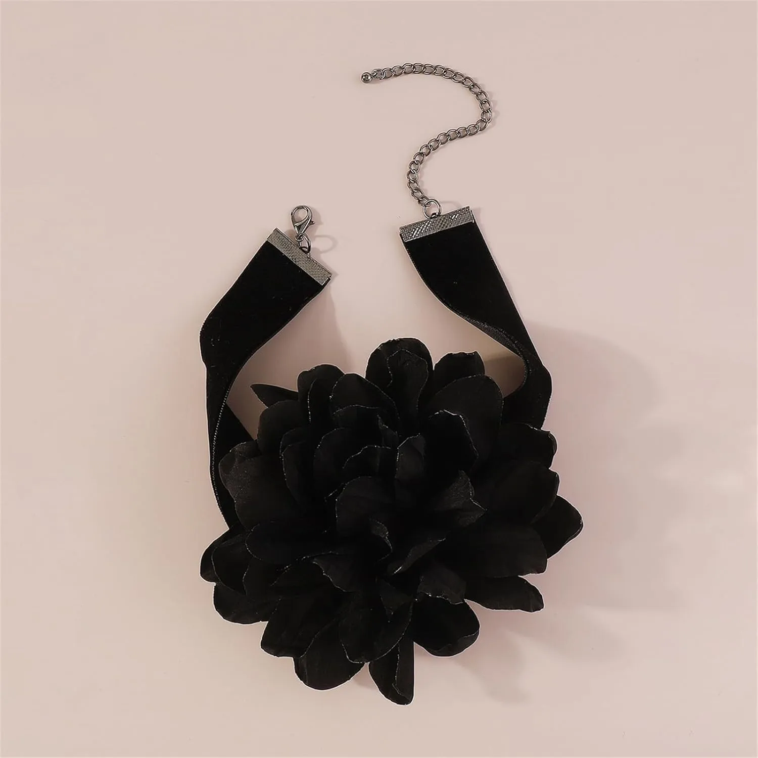 Chunky Rose Flower Necklaces,Vintage French Camellia Rose Choker Black Velvet Ribbon Clavicle Chains Geometric Daisy Floral Choker Necklaces Spring Summer Jewelry Costume for Women
