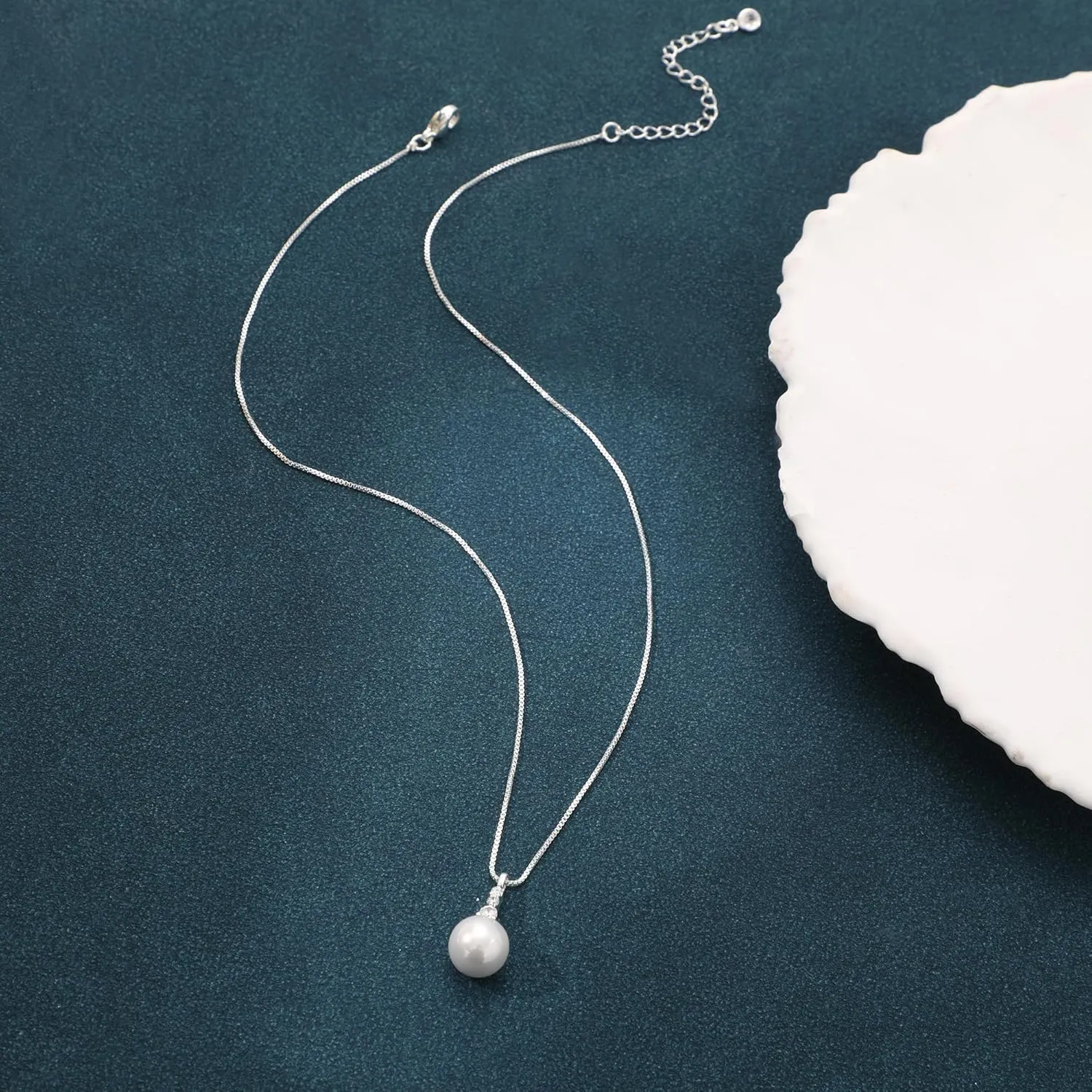 Classic Pearl Necklace Adjustable Gold Pearl Necklace for Women Dainty Collar De Perlas Para Mujer Jewelry Gifts for Her