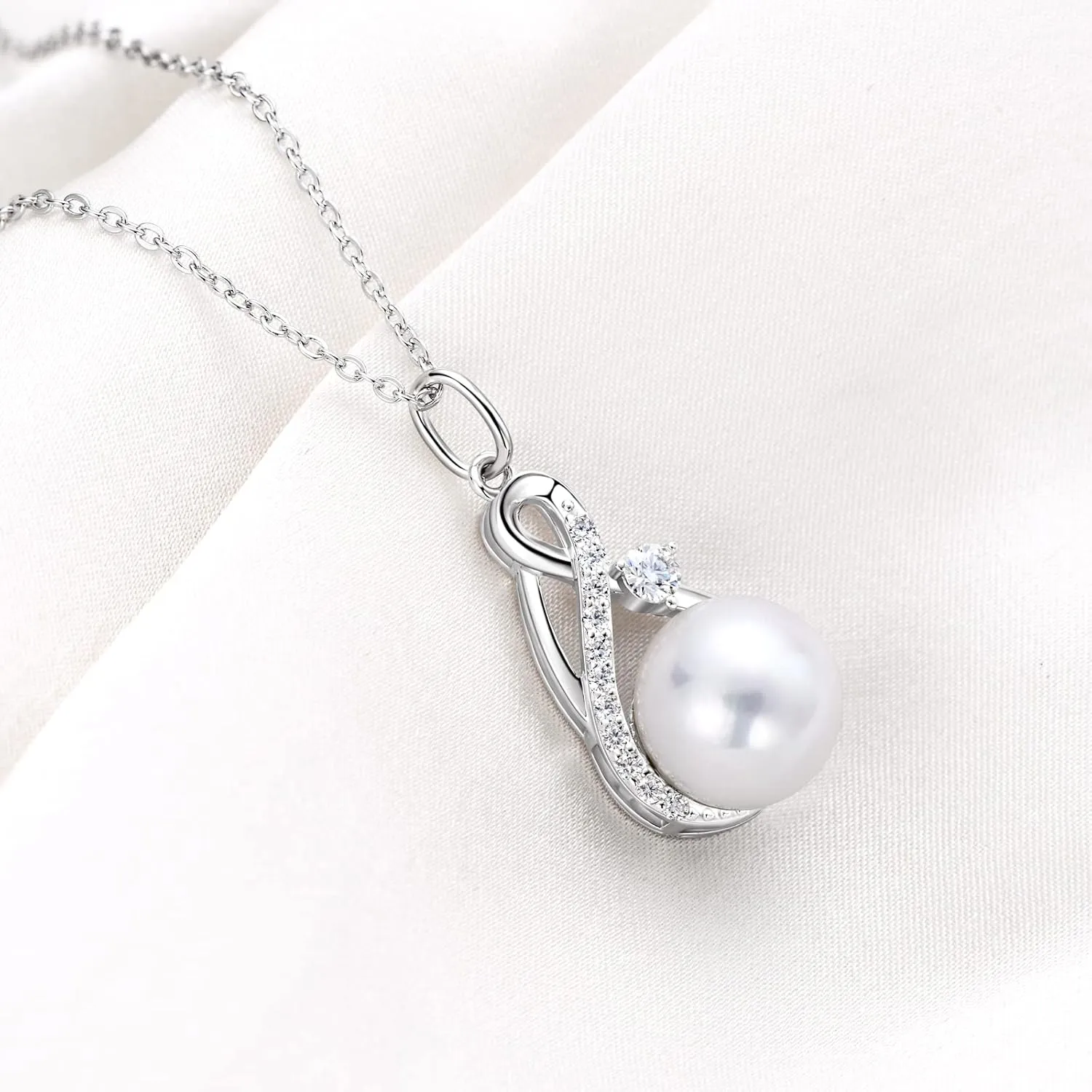 DENGGGUANG Freshwater Pearl Pendant Necklaces for Women, Sterling Silver Infinity Single Pearl Necklace with Shiny Moissanite Wedding Jewelry Gift for Bride Bridesmaid