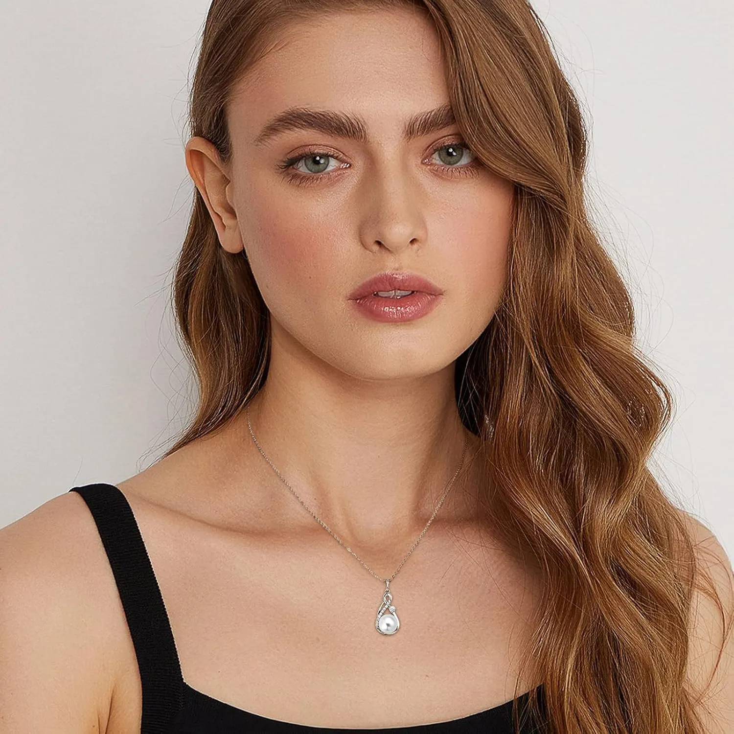 DENGGGUANG Freshwater Pearl Pendant Necklaces for Women, Sterling Silver Infinity Single Pearl Necklace with Shiny Moissanite Wedding Jewelry Gift for Bride Bridesmaid