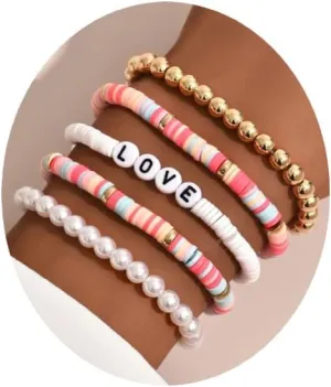 FUTIMELY Bohemian Heishi Surfer Beaded Bracelets Set for Women,Colorful Letter Beaded Beach Layering Bracelets Preppy y2k Elegant Personalized Jewelry