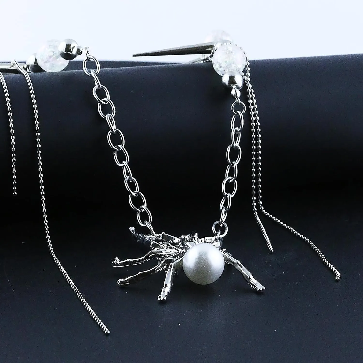 Gothic Punk Necklace Goth Cross Rivet Spider Butterfly Snake Star Choker Necklace Emo Black Beaded Necklace for Women Halloween Jewelry Accessories