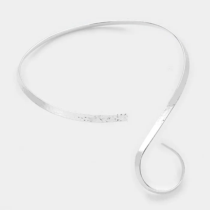 iLLASPARKZ 16" Hammered swirl Brass metal open choker necklace