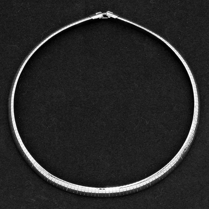 iLLASPARKZ 16" Metal Omega Choker Necklace