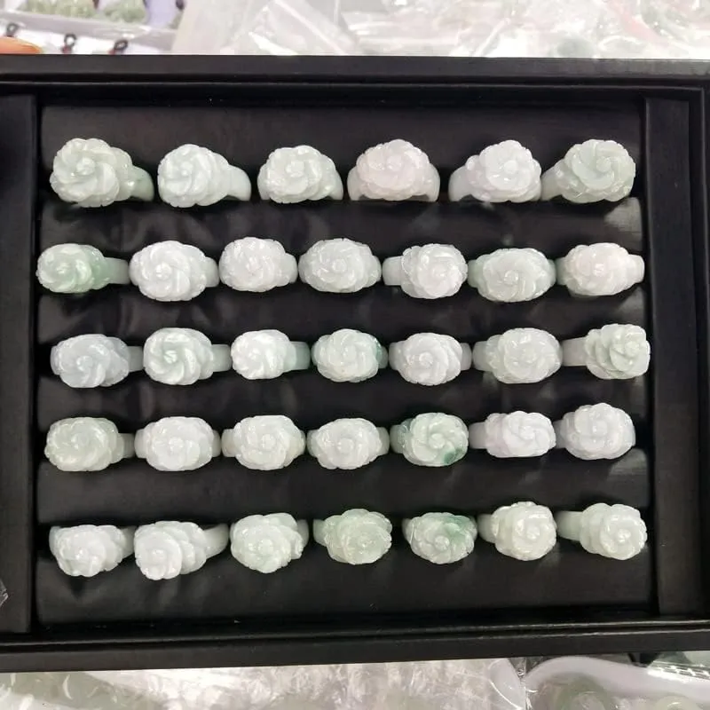 LSCZSLYH Trend Band Ring Natural Jade Stones Rings for Women Jewellery Emerald Rose Flower Hand-Carved Ladies Luxury Jewelry (Main Stone Color : White Green, Ring Size : 16mm-17mm)