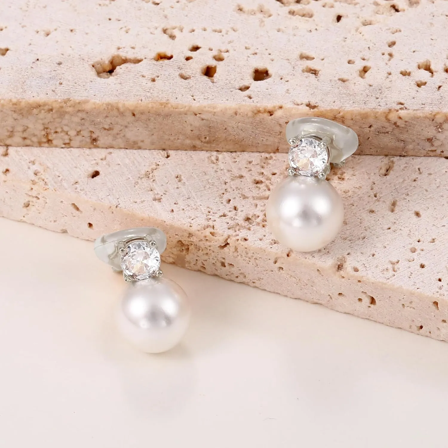 Pearl Clip on Earrings for Women 14K Gold Silver Plated Pearl Earrings Cubic Zirconia Non Pierced Earrings for Women Jewelry Gifts Wedding Party