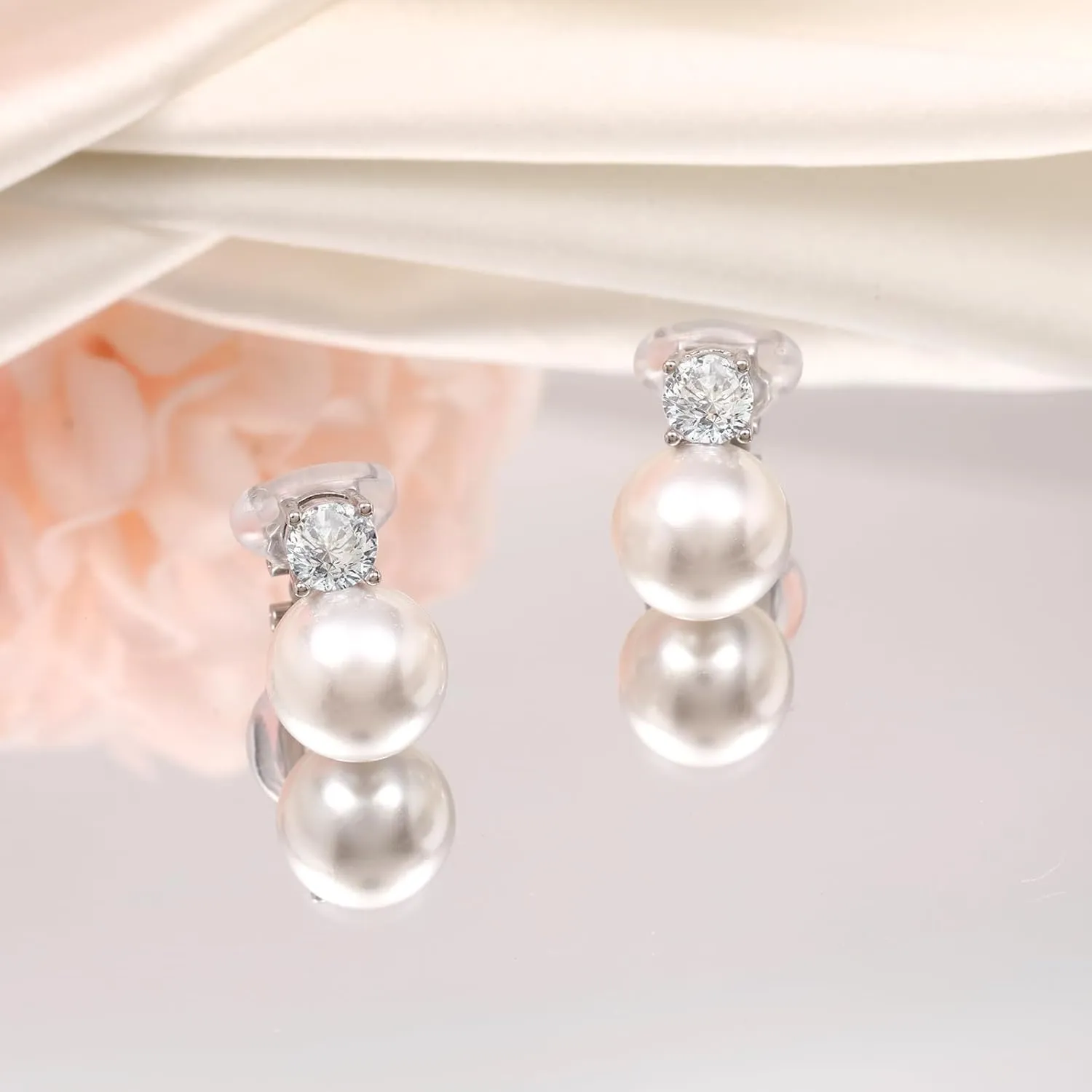 Pearl Clip on Earrings for Women 14K Gold Silver Plated Pearl Earrings Cubic Zirconia Non Pierced Earrings for Women Jewelry Gifts Wedding Party