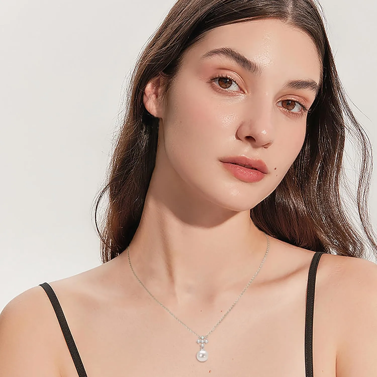 Pearl Necklaces for Women, Sterling Silver Freshwater White Pearl Pendant Necklace with Moissanite Pearl Jewelry Gifts for Wife Mom