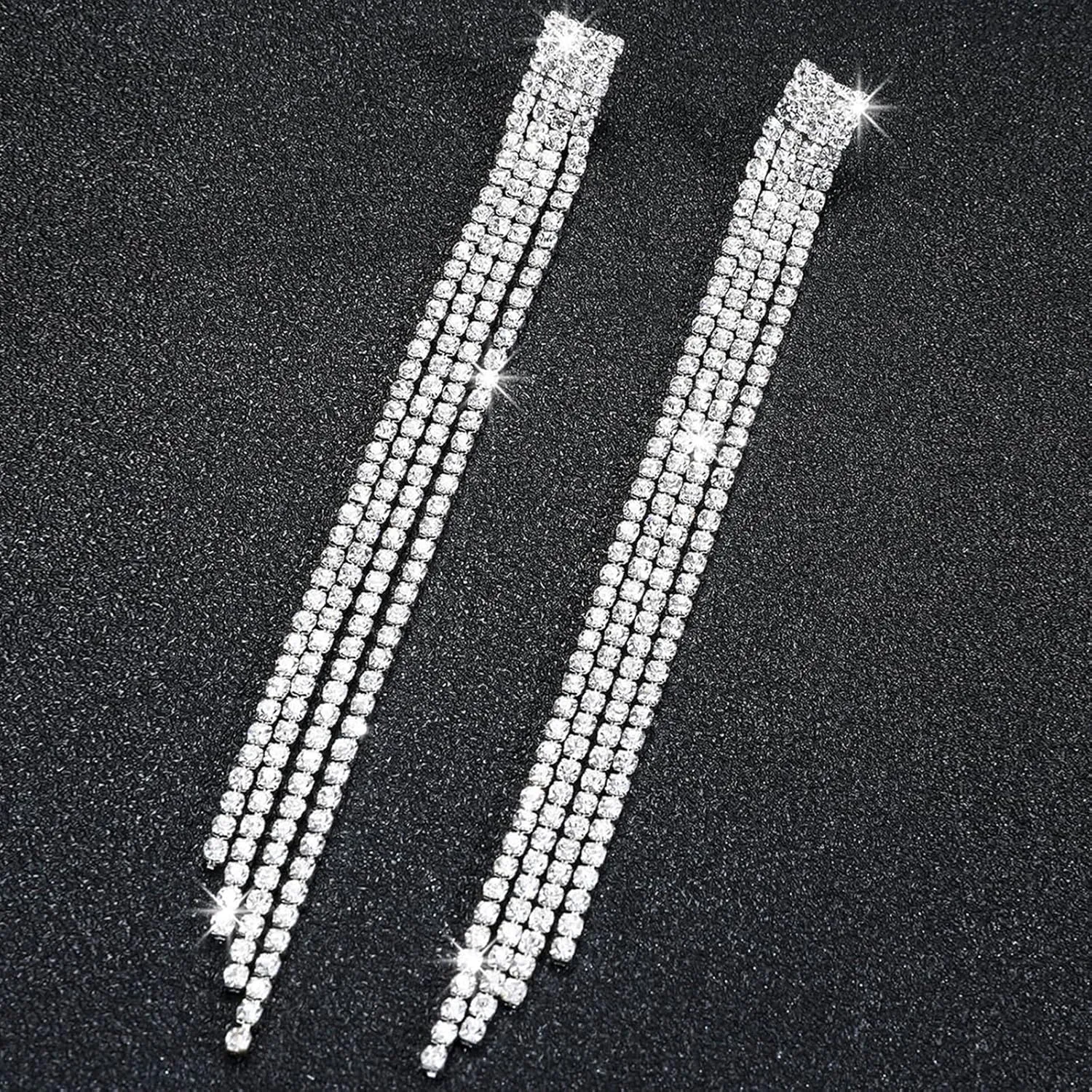 Rhinestone Tassel Earrings Silver Long Crystal Chain Earrings Sparkly Long Fringe Crystal Chandelier Dangle Drop Earring Wedding Party Prom Earring Wedding Party Jewelry for Women