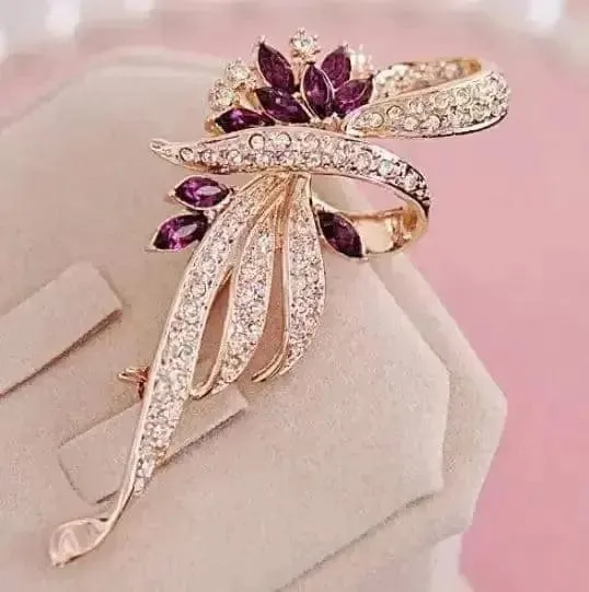 Shop Exquisite Crystal Brooch Pin for a Touch of Elegance