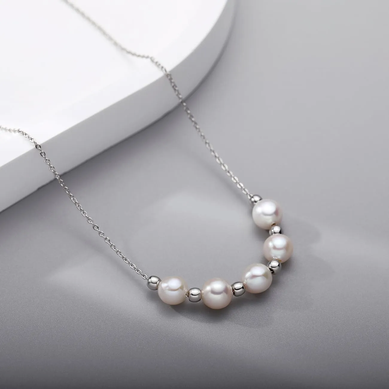 Stjarna Handmade Freshwater Pearl Necklace 6-7mm White Aurora Pearl Pendant 14K Gold Filled Necklaces for Women Jewelry Gift NP11J