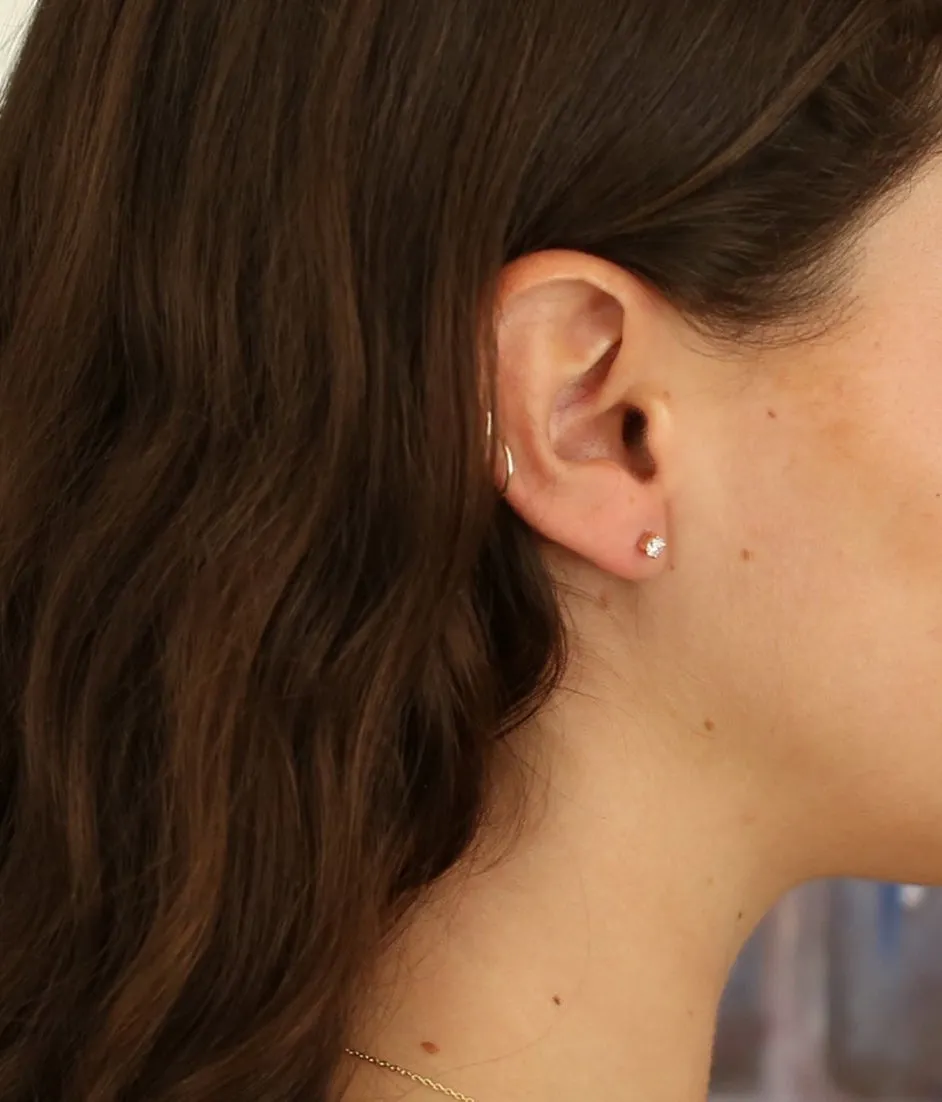 The Noémie Round Diamond Stud Earrings