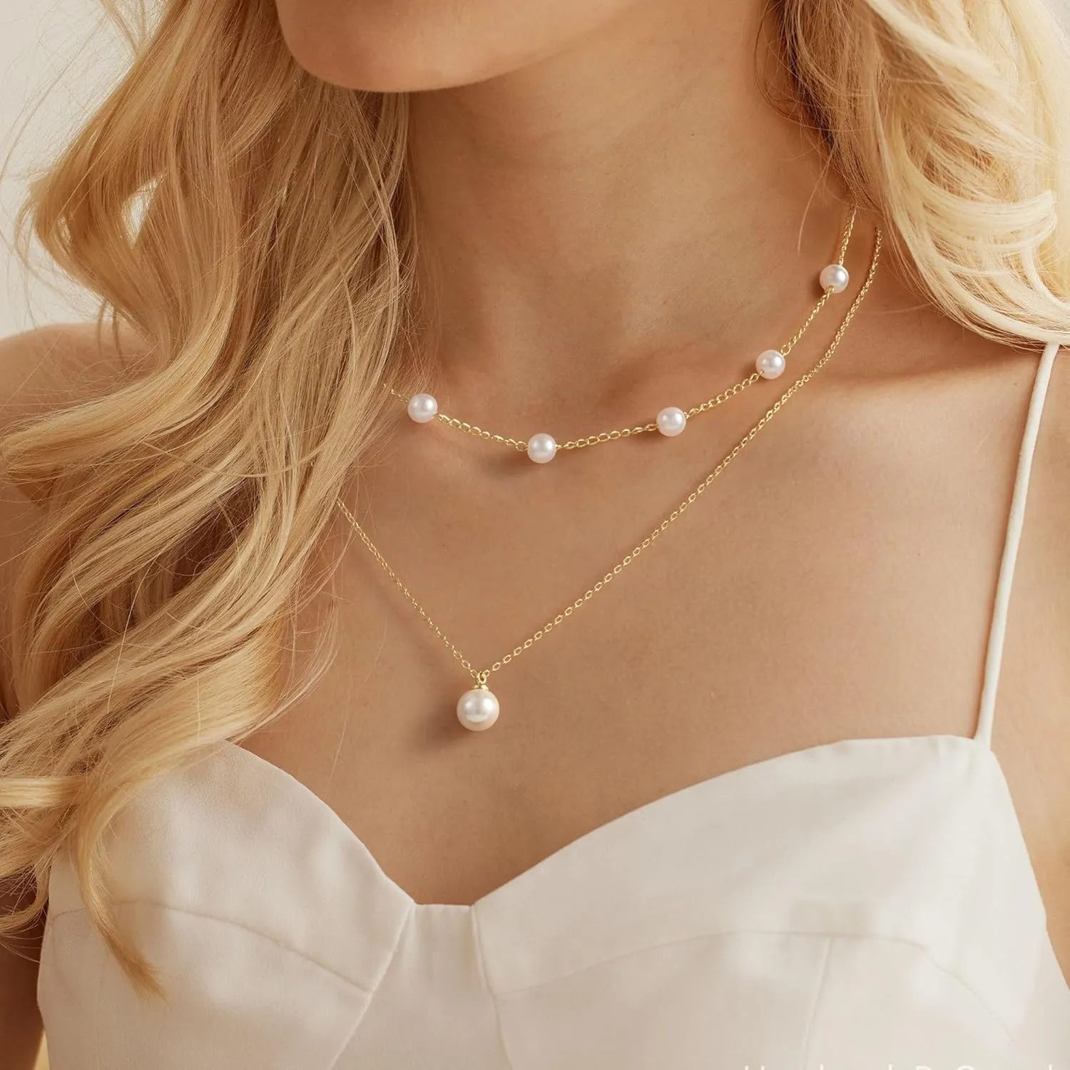 Turandoss Pearl Necklaces for Women Trendy, Dainty 14K Gold Plated Layered Pearl Necklace, Flower Daisy Necklace, Bride Bridesmaid Gifts Wedding Birthday Gifts Jewelry for Women Teen Girls