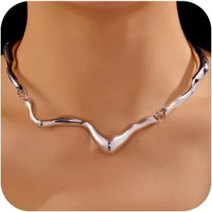 Unique Chunky Gold Liquid Metal Clavicle Choker Necklace for Women Trendy Punk Irregular Geometric Wavy Necklaces Party Rock Hip Hop Jewelry Accessories
