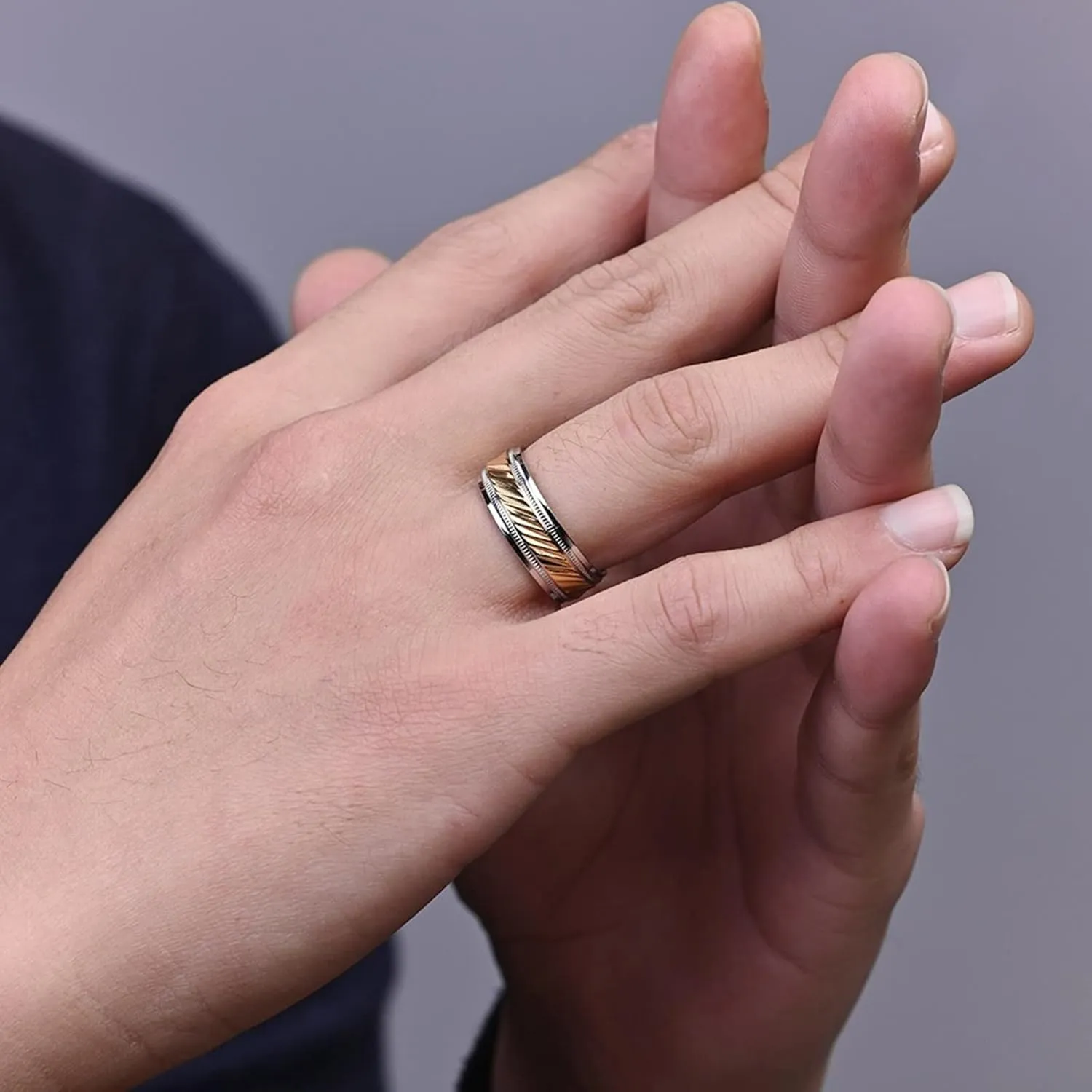 Womens Promise Rings, Women Stainless Steel Rings Silver Gold Ring 7.5mm Men's and Women's Fashion Rings